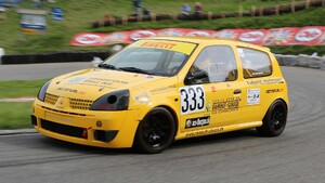 ST75LW-Renault-Clio