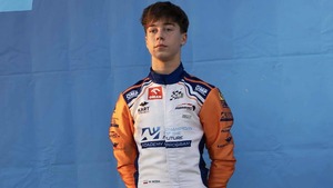 Wojtek-Woda-Formule-4-SADEV-00